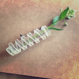 ✨1940 lucite Posy vase ✨